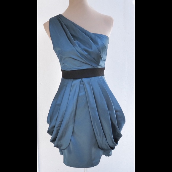 Lulus Dresses & Skirts - NWT Lulu's Mystic One-Shouldered Dress